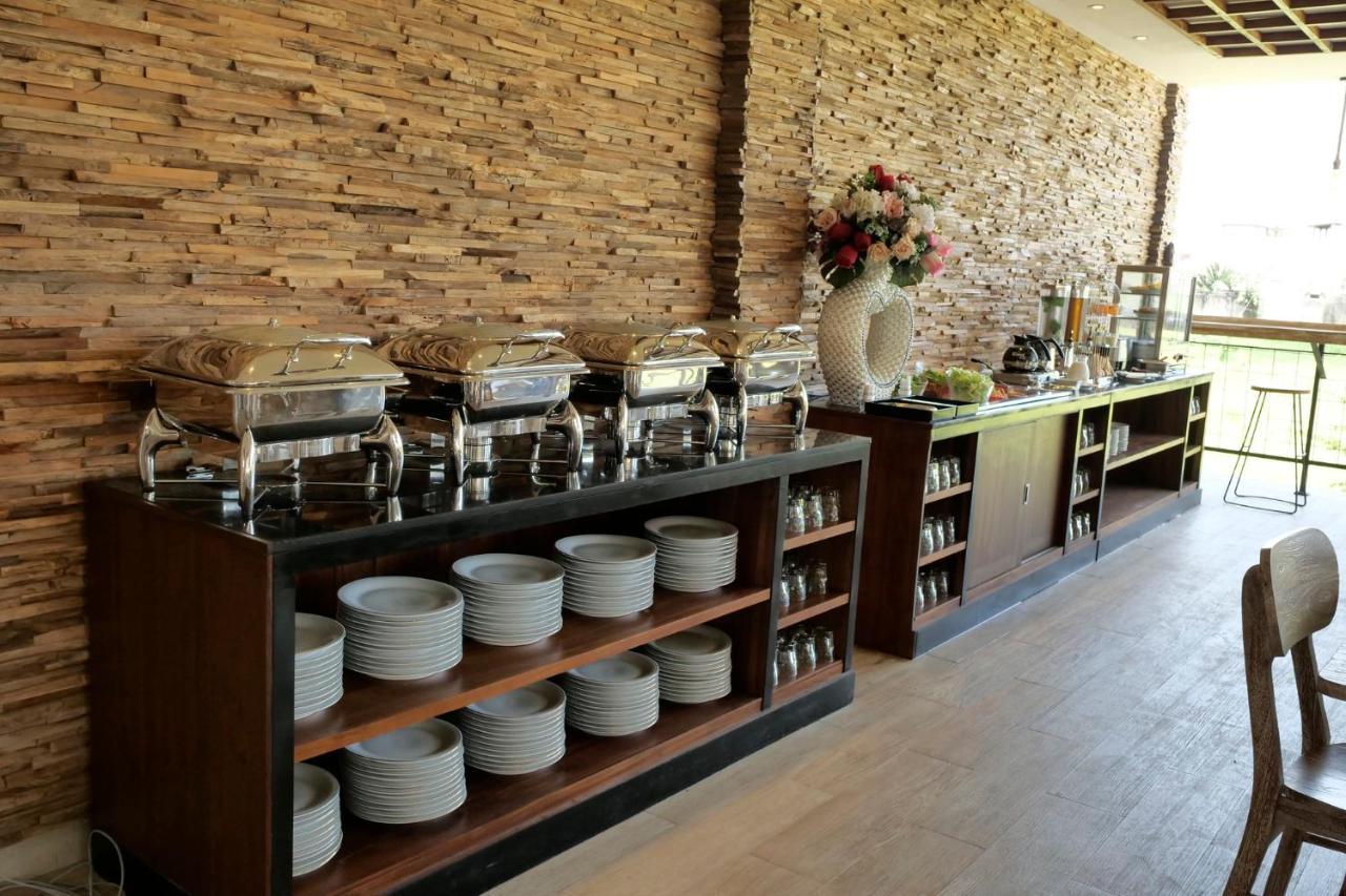 Tirtha Khayangan Hotel Canggu  Exterior photo